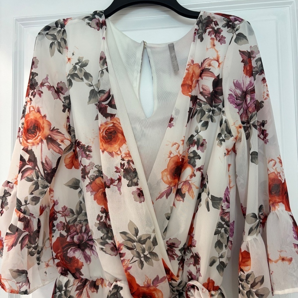 Red Dolly White Floral Wrap Style Romper - Picture 4 of 8